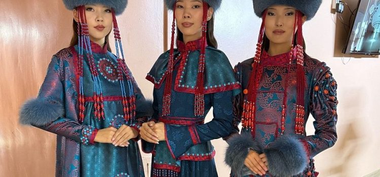 Этноколлекция модельера из Бурятии получила признание за рубежом