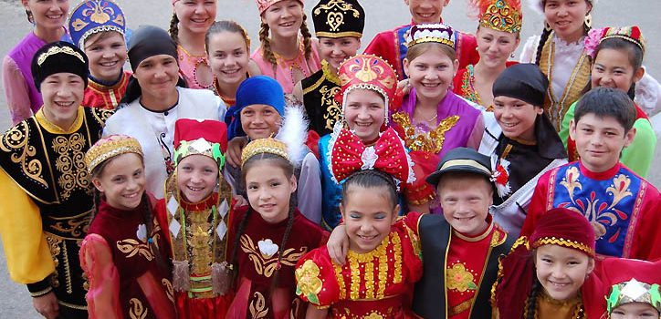 Большинство россиян считают многонациональность России ее сильной стороной