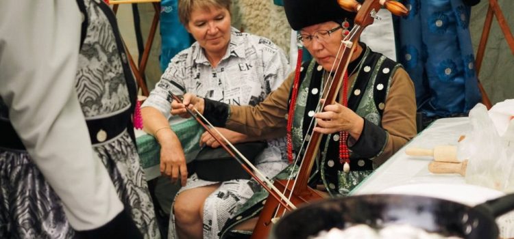 Жители Дальневосточного федерального округа объединились на Байкале