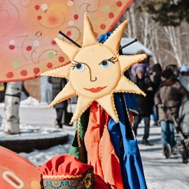 «Забавная Масленица» в Улан-Удэ: как в Бурятии весну зазывали