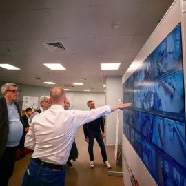 Делегация Ассамблеи народов России посетила Центр общественного наблюдения за выборами на Сахалине