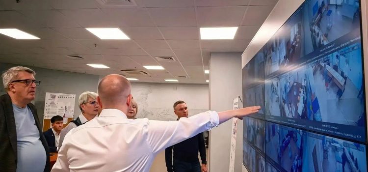 Делегация Ассамблеи народов России посетила Центр общественного наблюдения за выборами на Сахалине Делегация Ассамблеи народов России посетила Центр общественного наблюдения за выборами на Сахалине